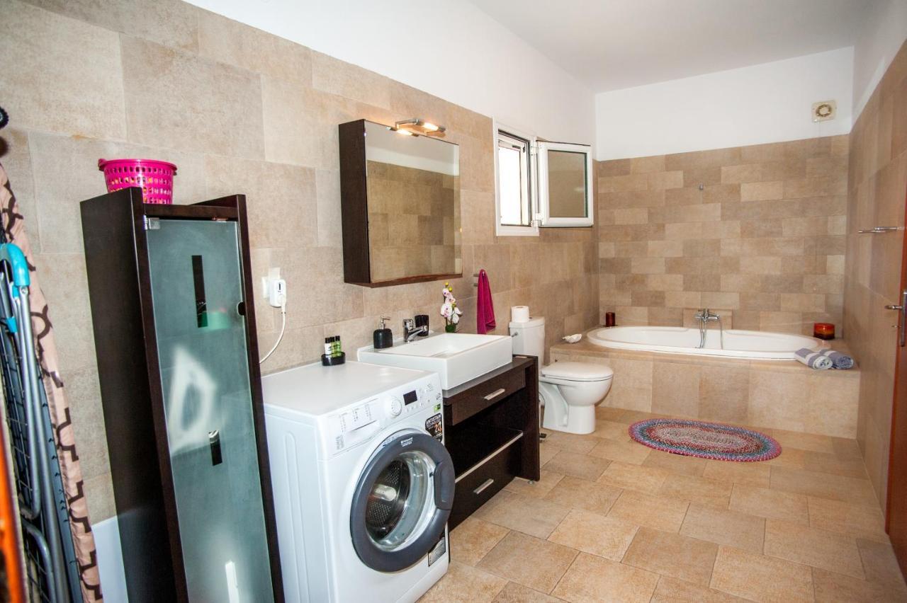 Nikos Apartments Spacious And Panoramic Argostoli  Exterior photo